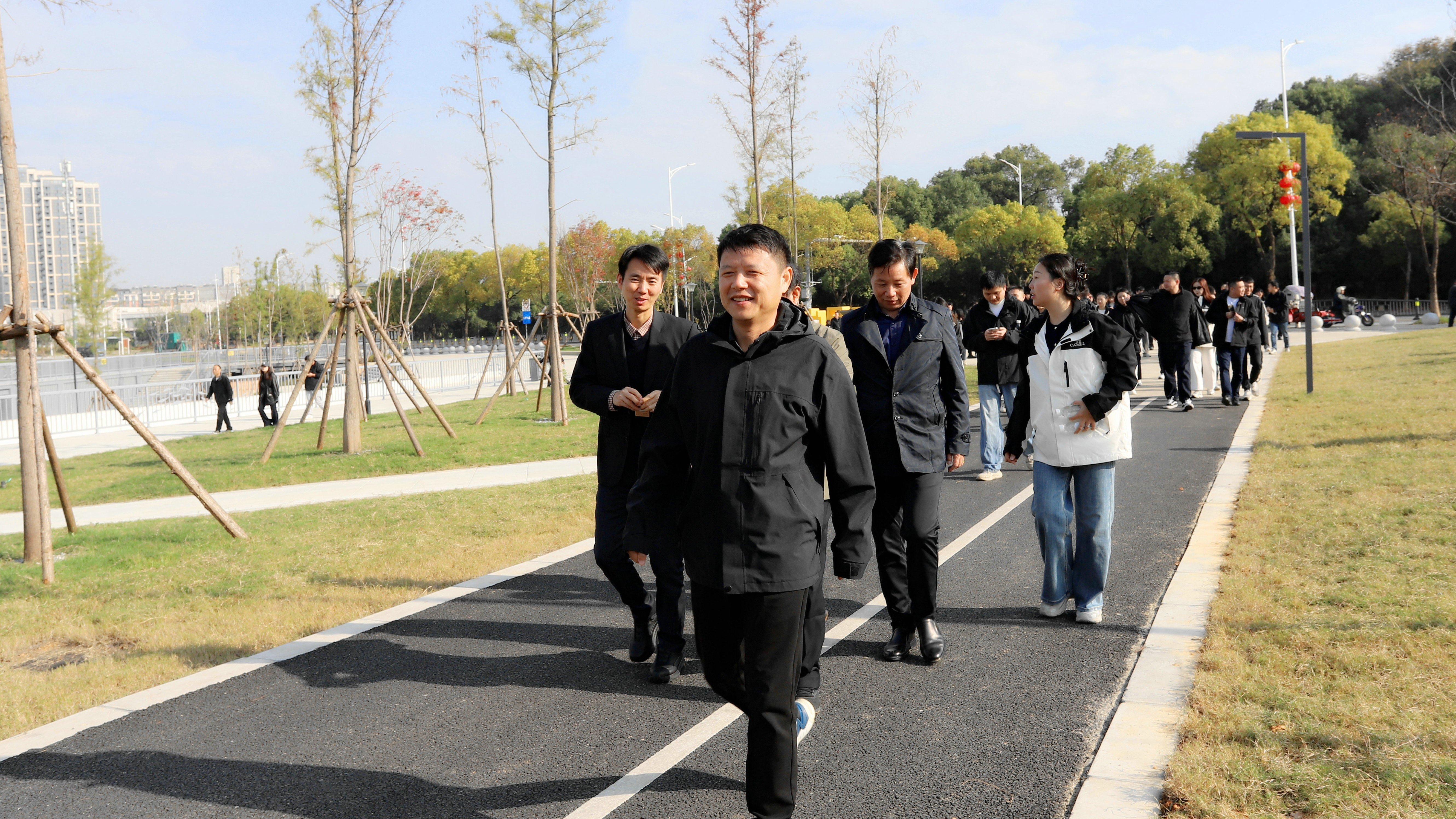 聚智“产”动能 聚力“控”征程 | 九游（jiuyou）娱乐中国官方网站成功举办2025年欢乐健步行活动