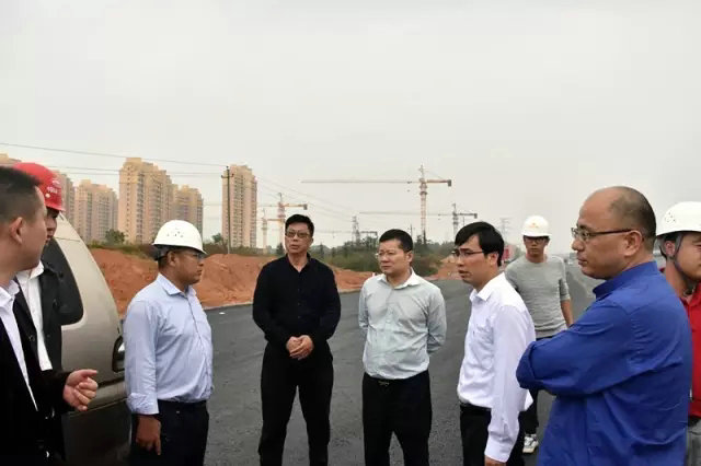 乐动(中国)Ledong·官方网站高管深入现场，力保“大战”项目进度