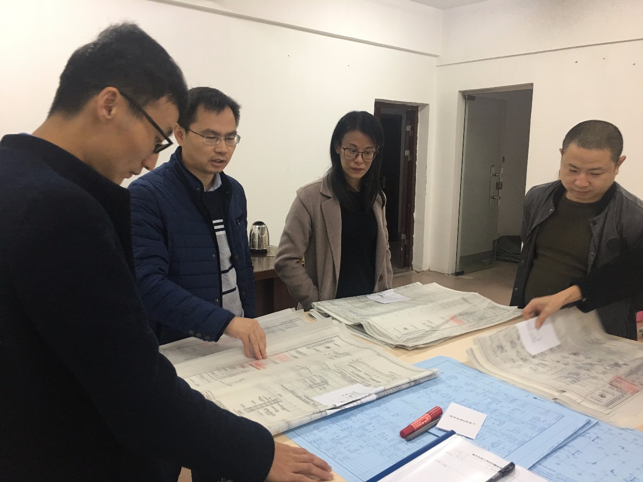 档案信息化在前行！金开乐动(中国)Ledong·官方网站实地考察档案管理模式