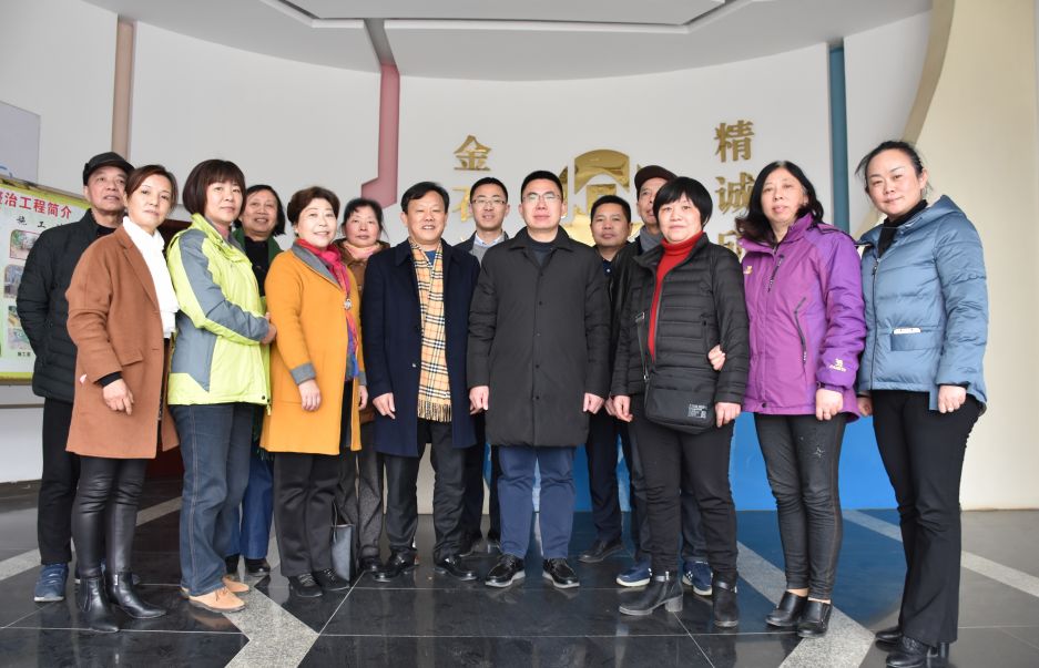 工匠乐动(中国)Ledong·官方网站组织召开退休职工座谈会 