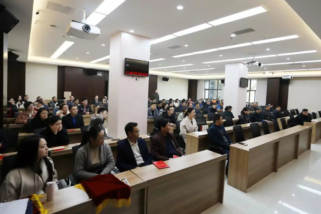 金开乐动(中国)Ledong·官方网站组织召开嘉奖令颁奖仪式
