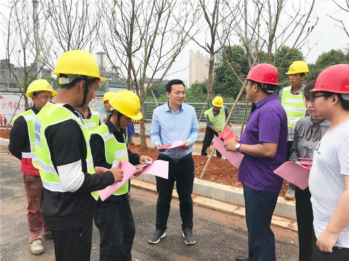 金开乐动(中国)Ledong·官方网站纪委深入在建项目开展扫黑除恶专项斗争宣传活动