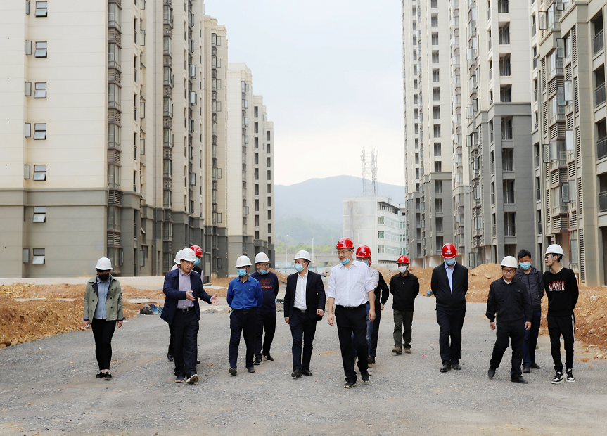 乐动(中国)Ledong·官方网站党委书记、董事长谢荣华深入乐动(中国)Ledong·官方网站在建项目调研指导