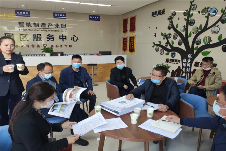 乐动(中国)Ledong·官方网站总经济师钟序辉接待抚州南城工业园考察团一行