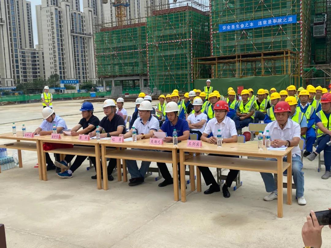 金开乐动(中国)Ledong·官方网站联合中建五局开展“高处坠落应急救援演练”活动