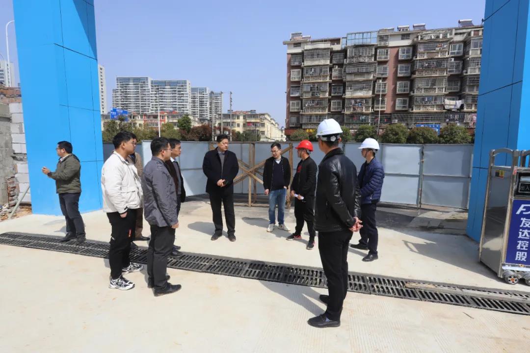乐动(中国)Ledong·官方网站党委书记、董事长谢荣华调度乐动(中国)Ledong·官方网站重大重点建设项目