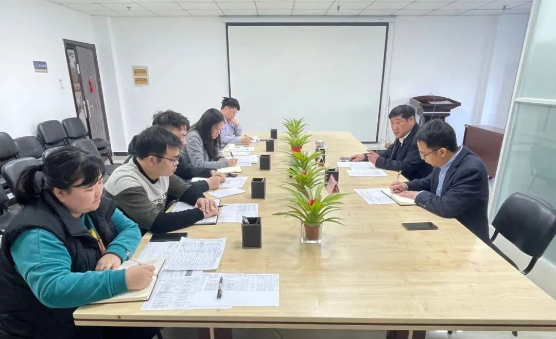 金开乐动(中国)Ledong·官方网站召开贸易业务工作调度会