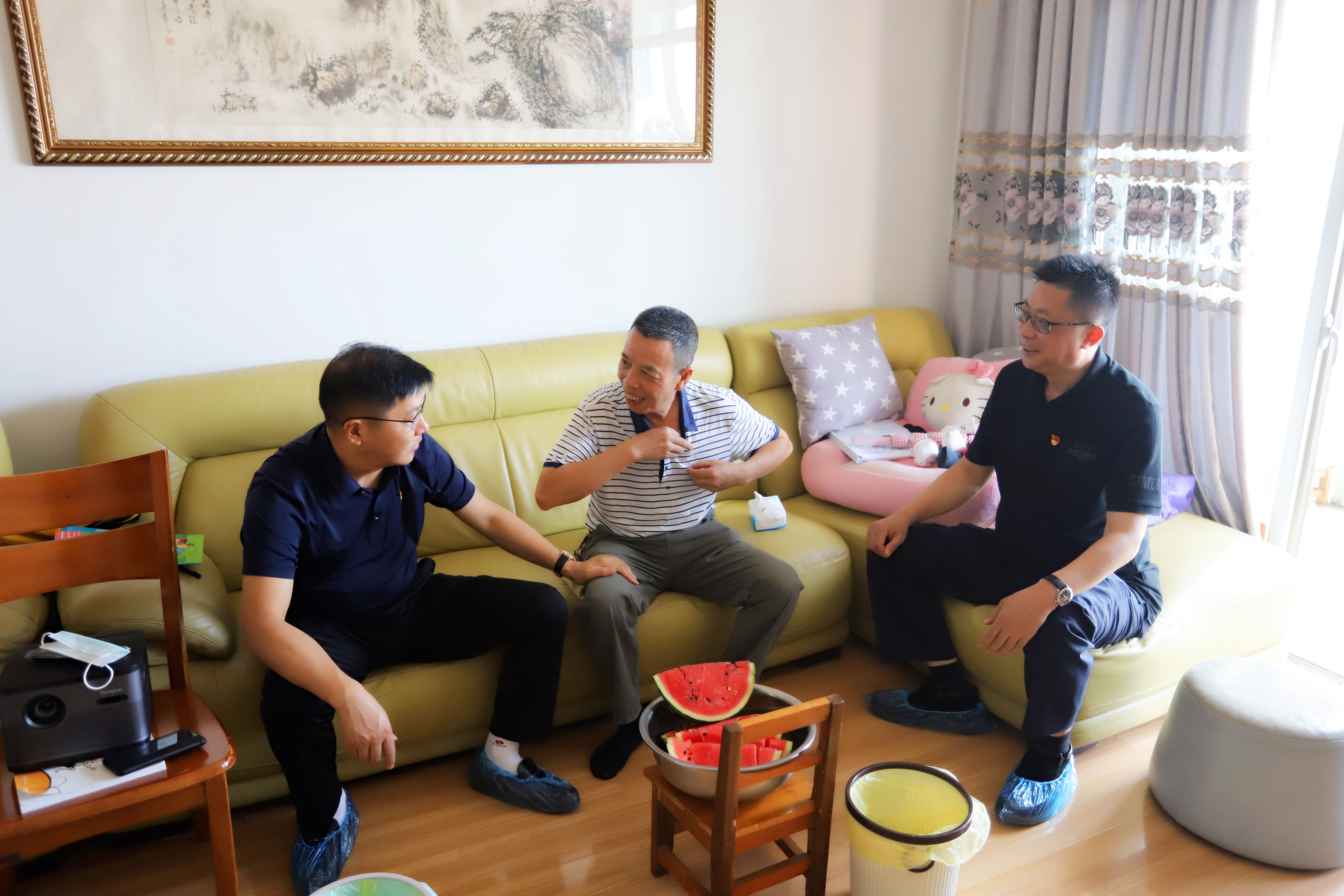 金开乐动(中国)Ledong·官方网站党委开展“七一”走访慰问活动