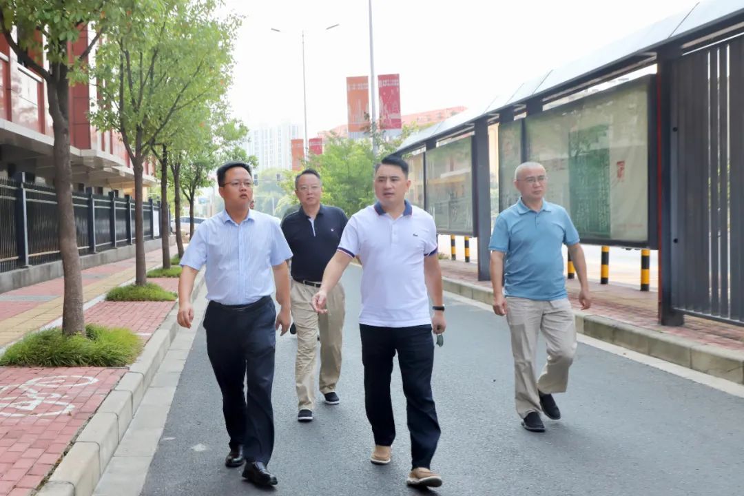李茶根实地调研乐动(中国)Ledong·官方网站文明创建工作开展情况