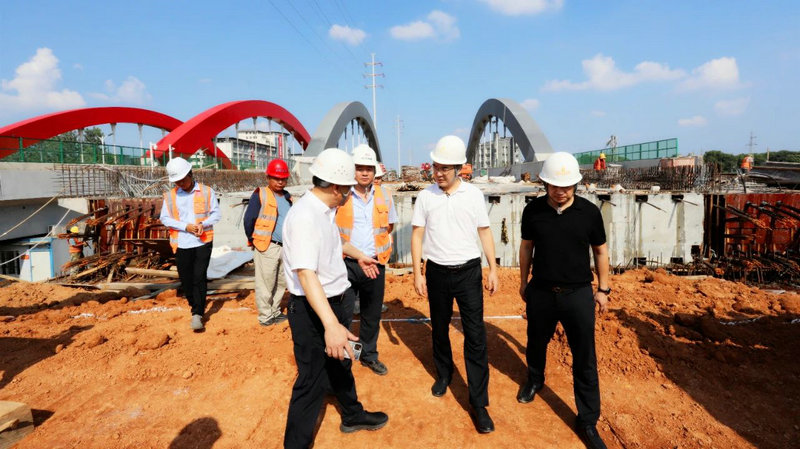 贺敏实地调研乐动(中国)Ledong·官方网站重点项目建设情况